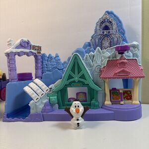 Fisher Price Little People Disney Frozen Arendelle Sledding Adventures Playset